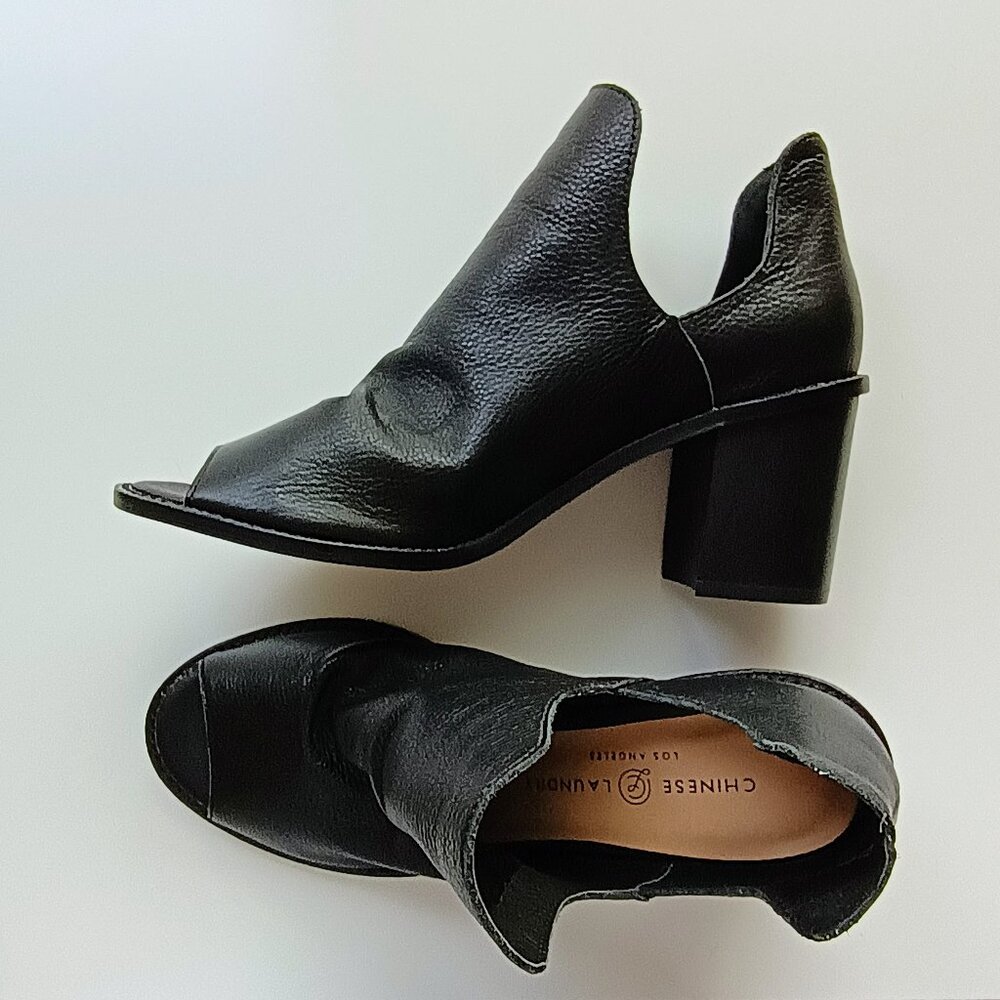 CHINESE LAUNDRY BLACK PEEP TOE LEATHER SHOE BOOTIE-SIZE 8M-NEVER BEEN WORN